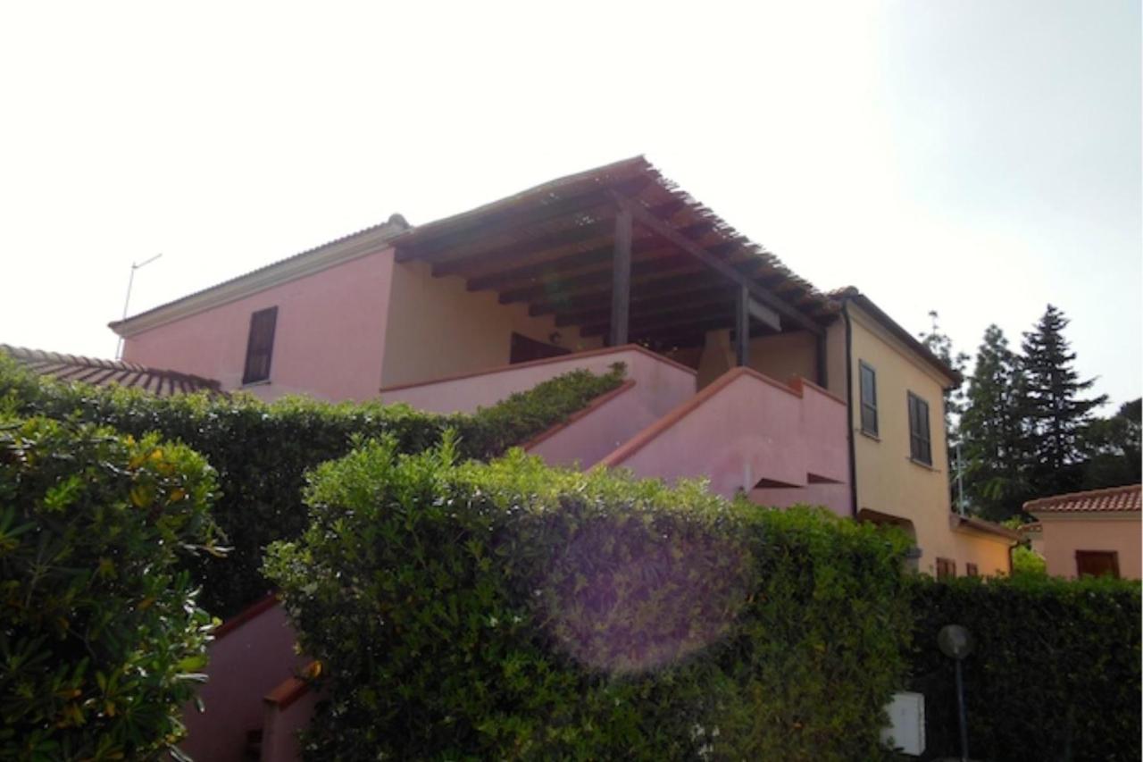Bilo Giulia * San Teodoro (Sardinia)